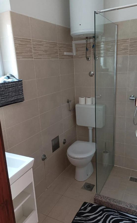 Family Apartments Tomy Punat Dış mekan fotoğraf