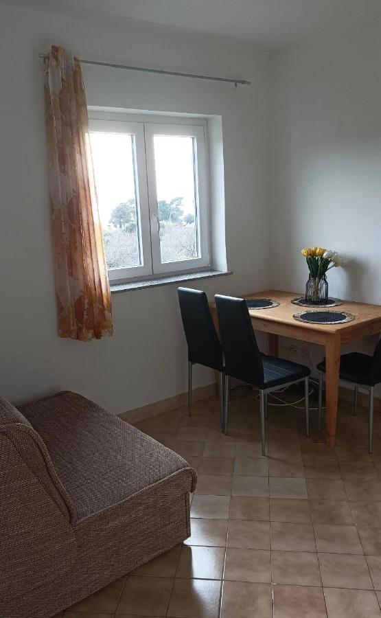 Family Apartments Tomy Punat Dış mekan fotoğraf