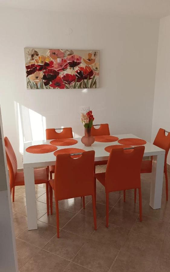 Family Apartments Tomy Punat Dış mekan fotoğraf